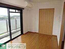 ラグジュアリーガーデン東松戸 3階ワンルームのリビング/ダイニング