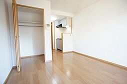 JR常磐線 柏駅 バス13分 梅林下車 徒歩4分の賃貸マンション 1階1Kのリビング/ダイニング