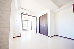 WilliamII 3階1LDKのリビング/ダイニング