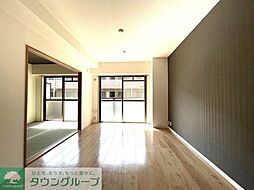 東急田園都市線 梶が谷駅 徒歩2分の賃貸マンション 2階2LDKのリビング/ダイニング