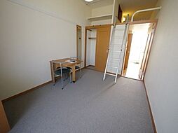 レオパレスＰｒｉｍｒｏｓｅ 1階1Kのリビング/ダイニング