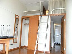 レオパレスブルーメン東川口 103 1階1Kのリビング/ダイニング