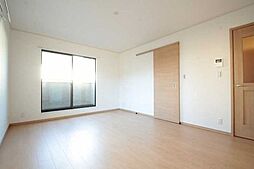 埼玉高速鉄道 川口元郷駅 徒歩12分の賃貸アパート 1階1Kのリビング/ダイニング