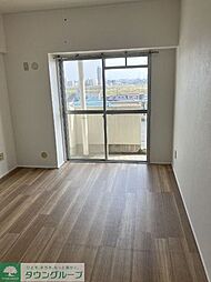 リバーサイドＭＡＫＩＢＡ 105 1階2LDKのリビング/ダイニング