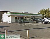 ファミリーマート越谷大林店 徒歩10分。コンビニ 750m
