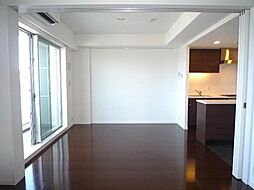 ラグゼガーデン松原 303 3階1LDKのリビング/ダイニング