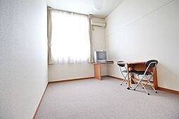 レオパレスヴィラ天城 104 1階1Kのリビング/ダイニング