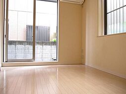 エスト高井戸 103 1階ワンルームのリビング/ダイニング