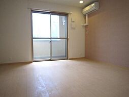 ｅ−フォレスト 105 1階1LDKのリビング/ダイニング