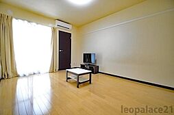 レオネクストスィングアイランド 102 1階1Kのリビング/ダイニング