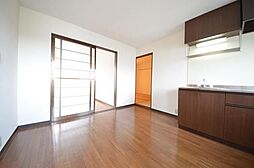 クローカスB 203 2階3DKのリビング/ダイニング