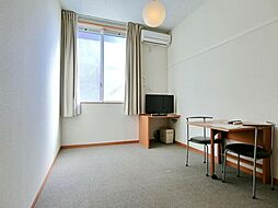 レオパレスいずみ 1階1Kのリビング/ダイニング