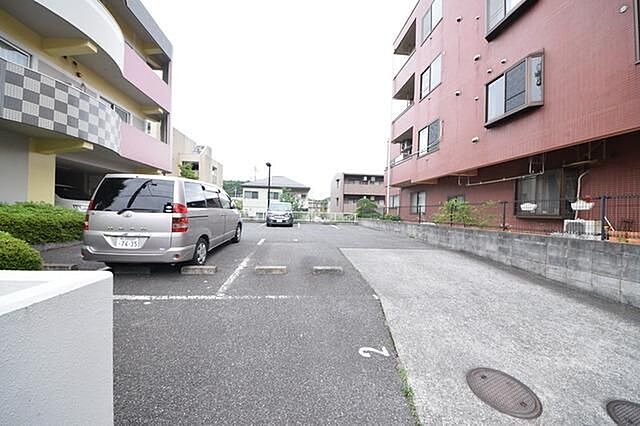 7 / 9