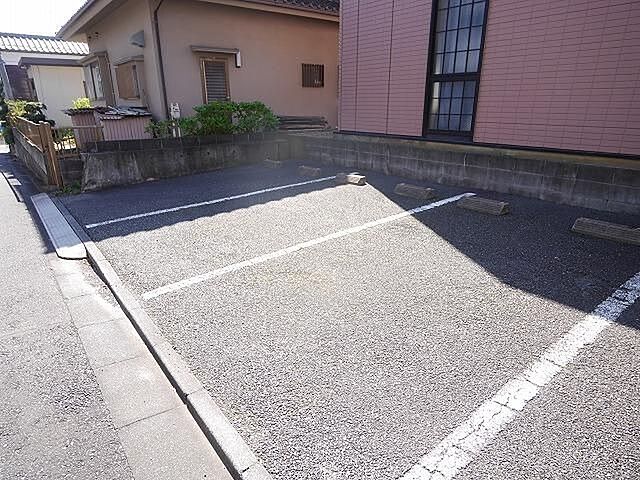13 / 19