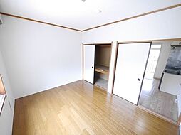 泉ハイツ 205 2階1DKのリビング/ダイニング