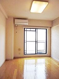 シャルムルミエール 205 2階1Kのリビング/ダイニング