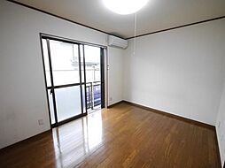 ＹＫＯレジデンス多摩 105 1階1Kのリビング/ダイニング