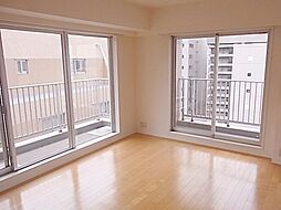 イプセ府中 1001 10階1SLDKのリビング/ダイニング