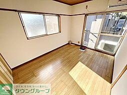 京王線 聖蹟桜ヶ丘駅 徒歩10分の賃貸アパート 2階1Kのリビング/ダイニング