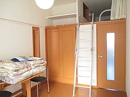 レオパレスシュッドカルチェII 2階1Kのリビング/ダイニング