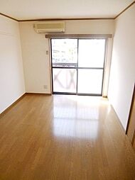 ブリックアーバー 202 2階1Kのリビング/ダイニング