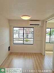 ガーデンフォレスト 204 2階1LDKのリビング/ダイニング