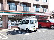 セブンイレブン町田大蔵店 307m