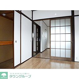 メゾンアルピナ 302 3階2DKのリビング/ダイニング