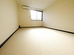 レオネクスト波 105 1階1Kのリビング/ダイニング