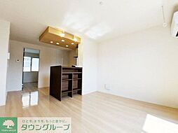 メルヴェイユおおたかの森 201 2階1LDKのリビング/ダイニング