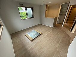 ソフィアおおたかの森　A 202 2階2LDKのリビング/ダイニング