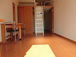 レオパレスワールド中和倉 103 1階1Kのリビング/ダイニング