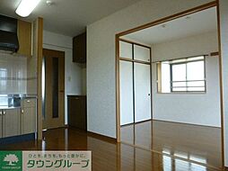 グレースコート法典 306 3階2DKのリビング/ダイニング