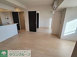 フリーダムファン 805 8階2LDKのリビング/ダイニング