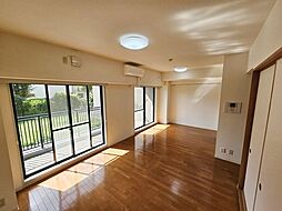 T’s garden府中（旧ゼルコバコーポラス） 113 1階3SLDKのリビング/ダイニング