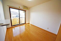 京王線 多磨霊園駅 徒歩8分の賃貸マンション 1階1Kのリビング/ダイニング