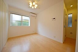 京王線 中河原駅 徒歩6分の賃貸アパート 1階1Kのリビング/ダイニング