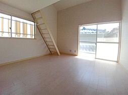 メグミコーポ 203 2階1Kのリビング/ダイニング