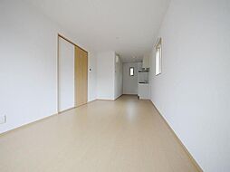 西武拝島線 武蔵砂川駅 徒歩11分の賃貸アパート 2階1LDKのリビング/ダイニング