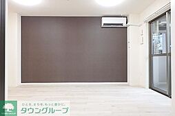 シルクネス 203 2階1Kのリビング/ダイニング