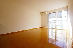 さくら木ヴィレッジ 103 1階ワンルームのリビング/ダイニング