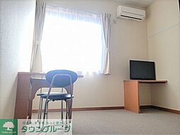 レオパレスローズ　ワン 201 2階1Kのリビング/ダイニング