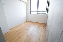 小田急小田原線 豪徳寺駅 徒歩3分の賃貸マンション 4階ワンルームのリビング/ダイニング