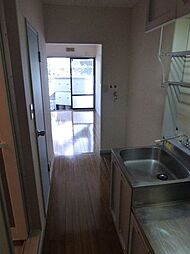 京王線 調布駅 徒歩8分の賃貸アパート 1階1Kのリビング/ダイニング