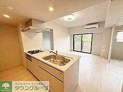 京王線 幡ヶ谷駅 徒歩2分の賃貸マンション 4階3LDKのリビング/ダイニング