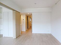 小田急小田原線 経堂駅 徒歩12分の賃貸マンション 5階2LDKのリビング/ダイニング