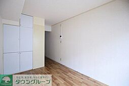 JR中央線 三鷹駅 徒歩10分の賃貸マンション 1階1Kのリビング/ダイニング