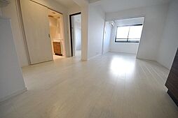 京王井の頭線 明大前駅 徒歩5分の賃貸マンション 4階2LDKのリビング/ダイニング