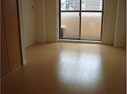 クレッセントコート 302 3階1DKのリビング/ダイニング