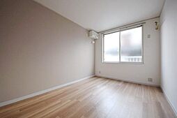 エステートピア金森 1階ワンルームのリビング/ダイニング